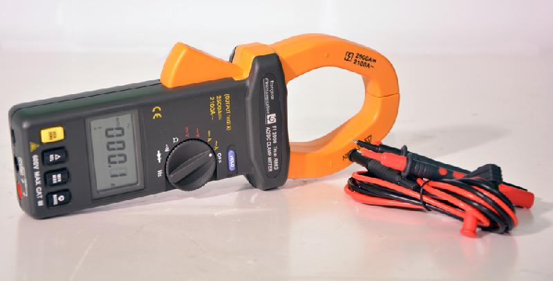 FI2000-2 - Pince multimètre 2 500 A avec sortie analogique et convertisseur TRMS AC+DC_3