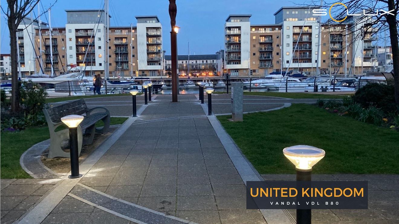 Vandal e100 - borne solaire incassable ik10   ip68_3