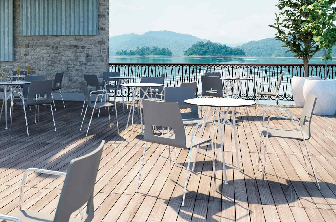 Chaise empilable polypro Celsius - coque en multiplis de hêtre, options de rembourrage et piètement chromé_3