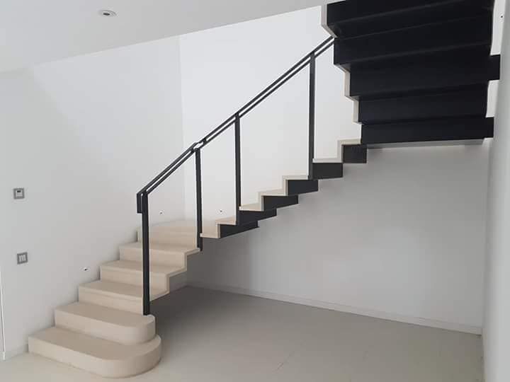 Escalier tournant  acier-pierre_3