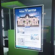 Porte-affiche grands formats LED - Finition de prestige avec formats A2, A1 et A0_3