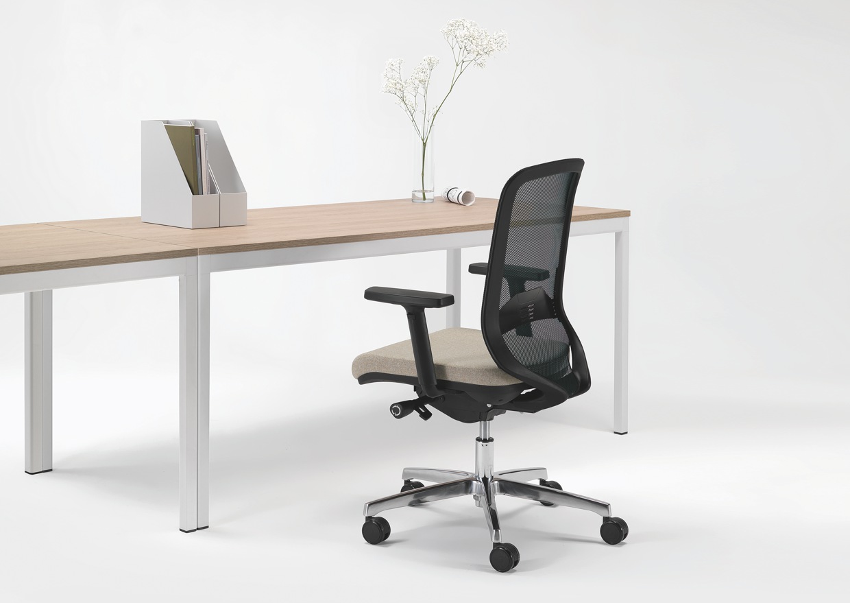 Fauteuil de bureau design et ergonomique avec options personnalisées_3