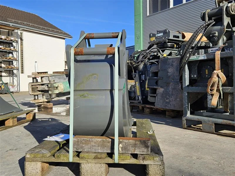 Godet de creuse tiltrotateur Egli ETL-TR 85-400 - OilQuick OQ 45 - Hardox 450/500 - Année 2022_3