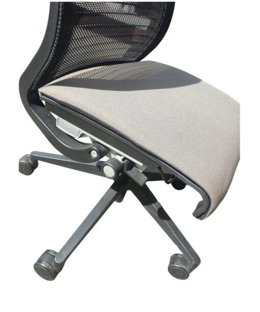 Fauteuil ergonomique Steelcase - Think sans accoudoirs d'occasion - tissu gris ou beige_3