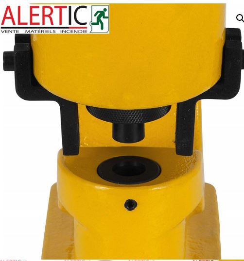 Appareil de poinçonnage en acier avec gorge de 70 mm