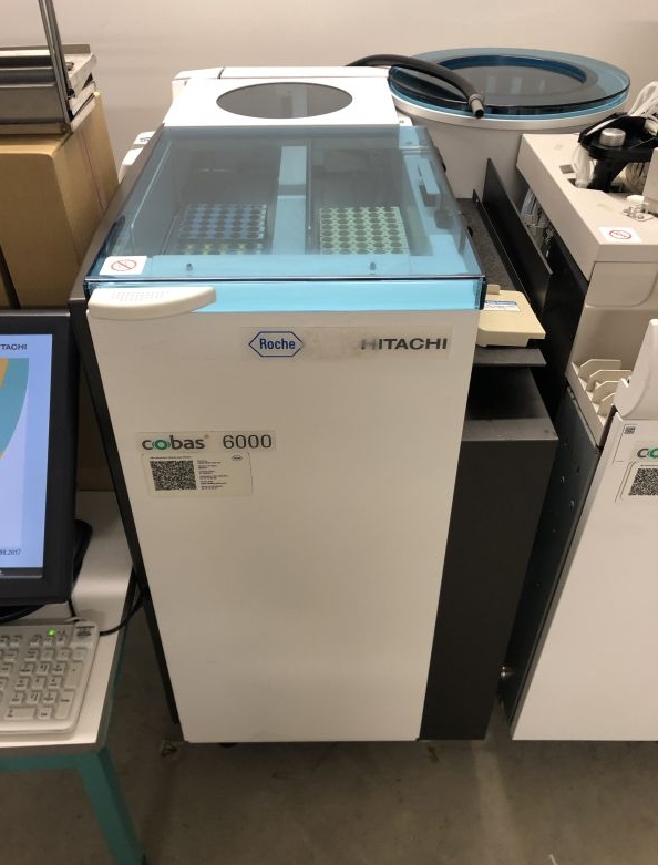 Automate roche cobas c 501 et cobas 6000 pour analyses biochimiques