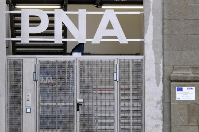 Enseigne lumineuse personnalisée publicitaire - Murale, signalétique résistante et durable_3