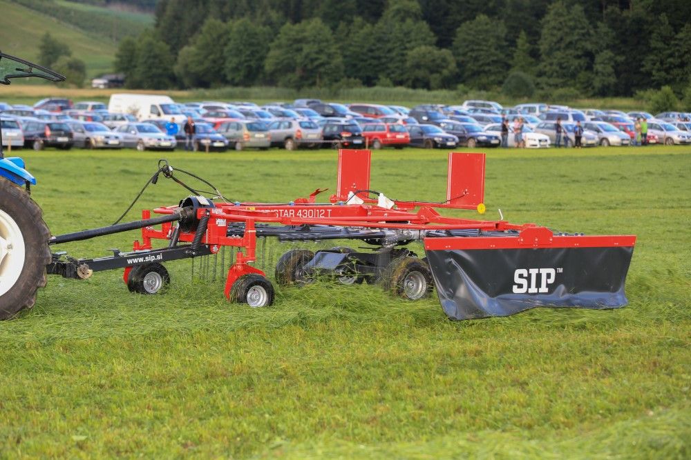 Star 430|12 t - Andaineur agricole 1-rotor SIP - Largeur 4,30 m - 12 bras porte-dents_3