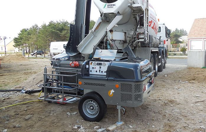 Machine à chape liquide avec options compresseur et nettoyeur haute pression