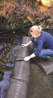 6 Sacs anti inondations faciles à stocker et à mettre en place - QuickDam - QD1224-6FR_3