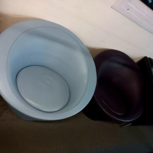 Fauteuil pivotant Girola Tacchini d'occasion - Design contemporain par Lievore Altherr Molina - Formes courbes et enveloppantes_3