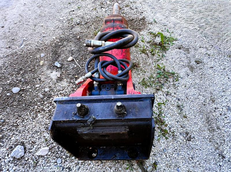 RAMMER 777E Brise-roche hydraulique BRH_3