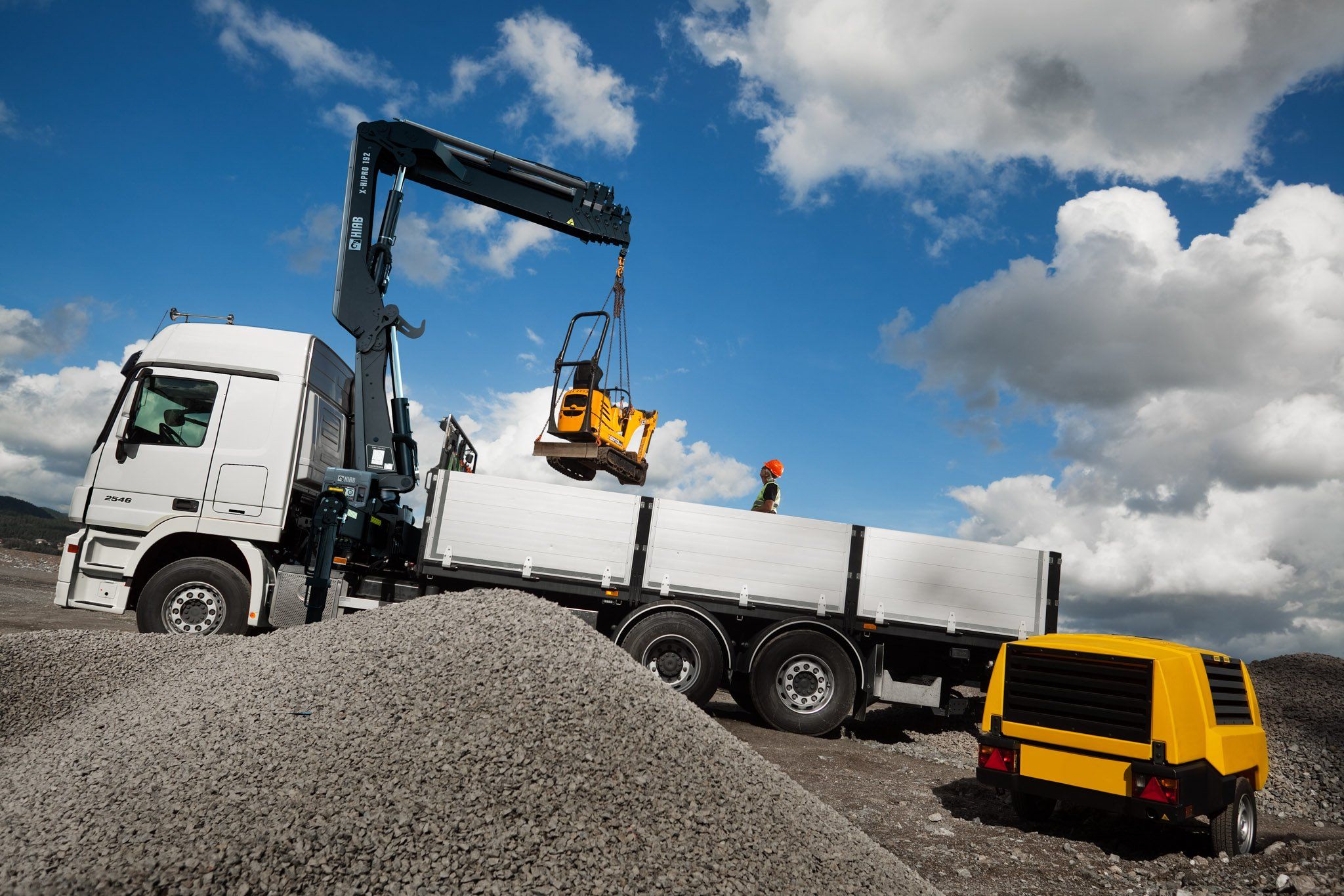 X-HiPro 192 - Grue auxiliaire HIAB - Commande à distance - Portée hydraulique 8.62 à 10.68 m - 19 tm_3