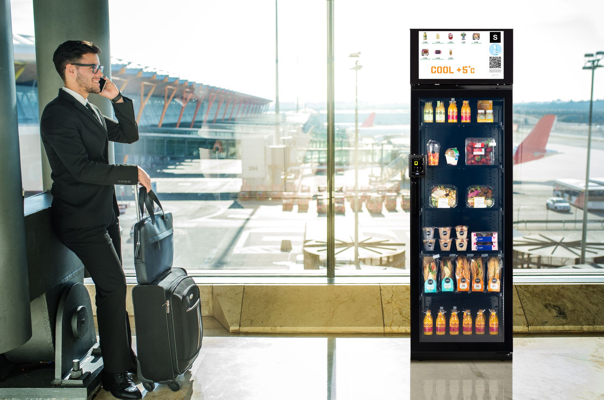 Frigo connecté Selfly Fridge - RFID, gestion à distance et paiement intégré_3