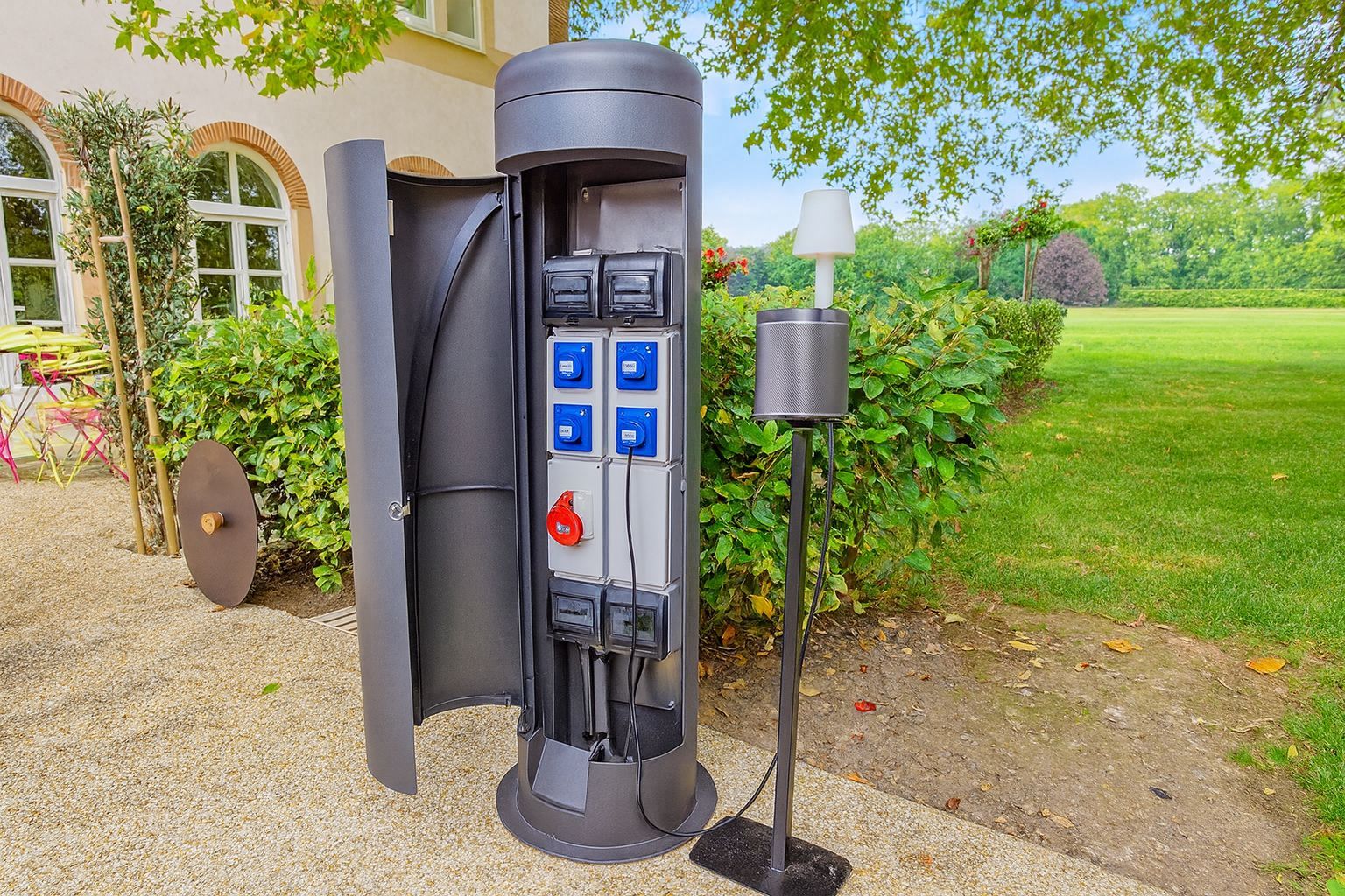 Borne foraine de distribution d'énergie fixe - BOMBER_3