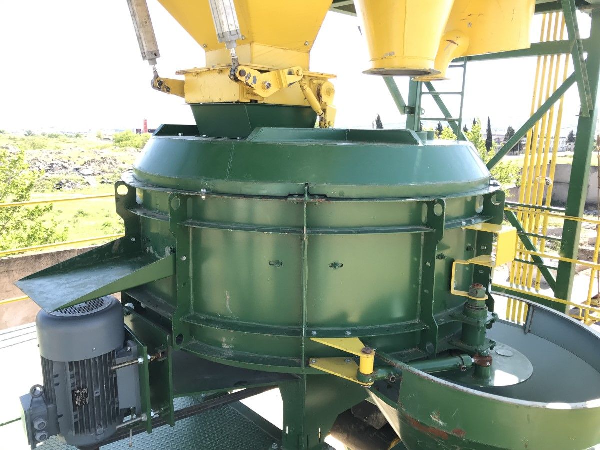 Offre spéciale : Centrale à béton 30 m³ - Garantie de 3 ans - Mélangeur planétaire et silo à ciment 45 tonnes_3