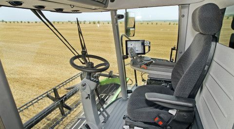 Série c moissonneuse batteuse - fendt - 306 ch* 225 kw / 360 ch* 265 kw*_3