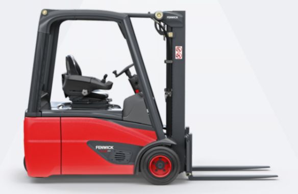 Chariot élévateur ergonomique avec cabine spacieuse et commandes intuitives