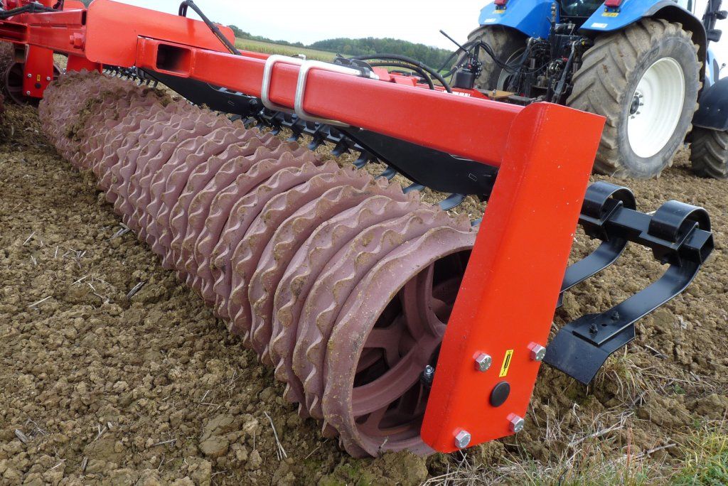 Rollmot avec châssis renforcé et articulation montée en chape