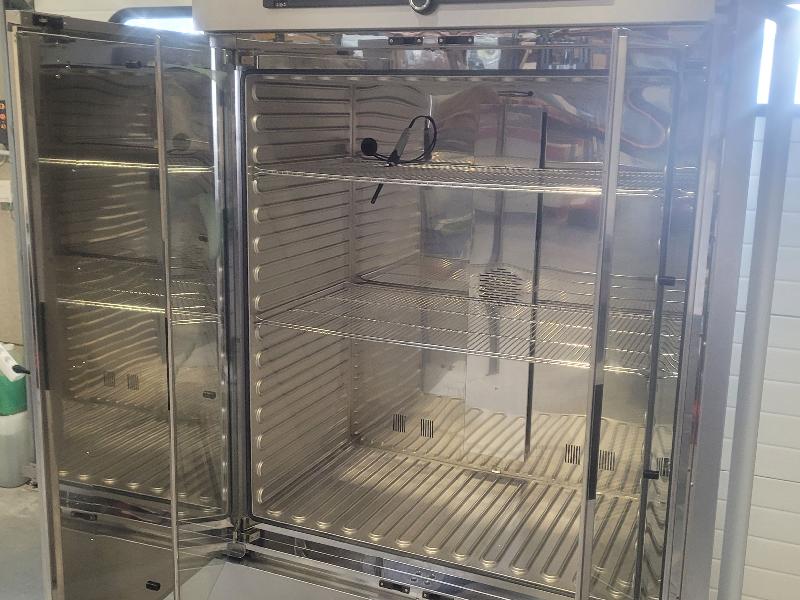 Enceinte climatique MEMMERT ICH750eco - 750 litres_3