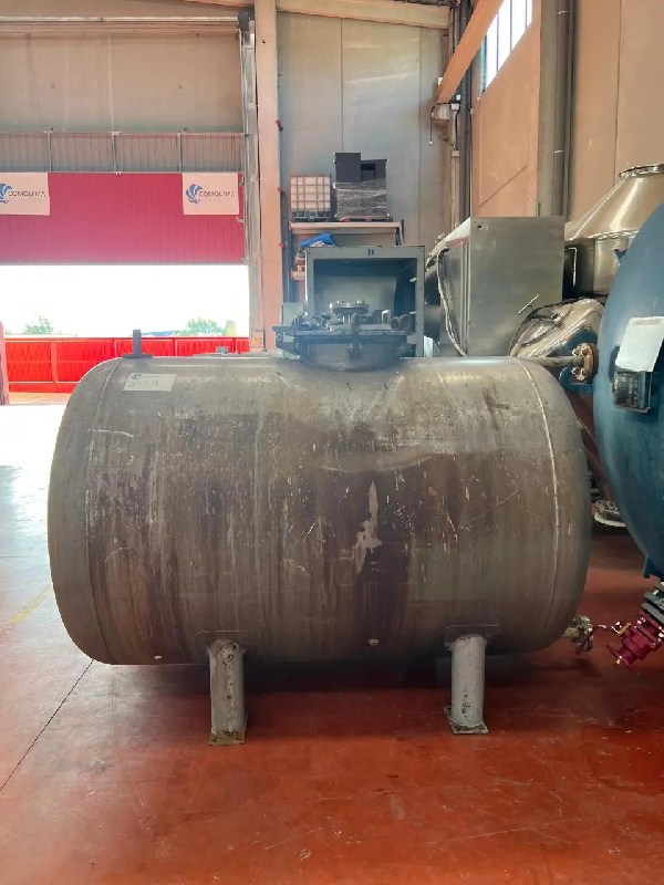 Cuve en acier inoxydable 2 000 litres d'occasion - référence : c8129_3