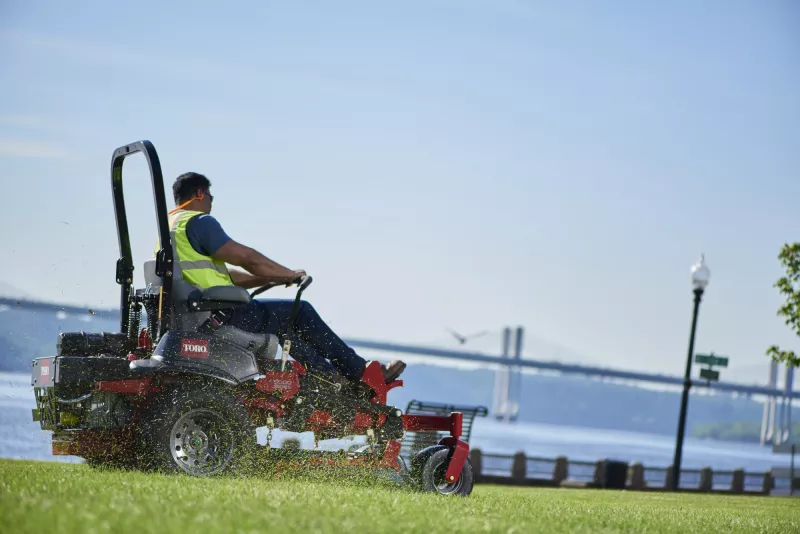 Tondeuse    autoportée   Toro    Z Master 6000_3