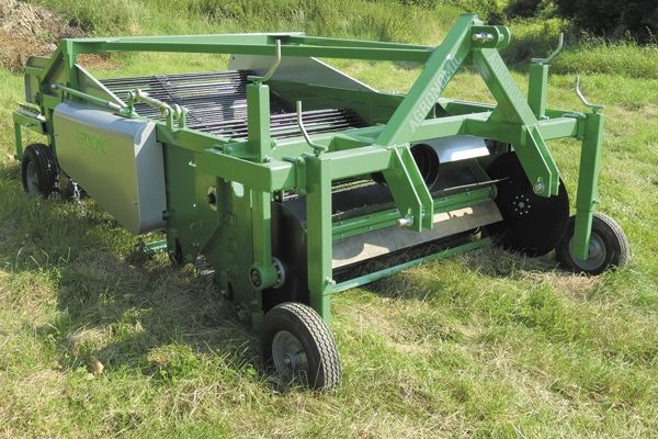 Arracheuse andaineuse - Agronimic - largeur de travail 1.5 et 1.7 m - centrale hydraulique avec disques concaves et pick-up caoutchouté_3