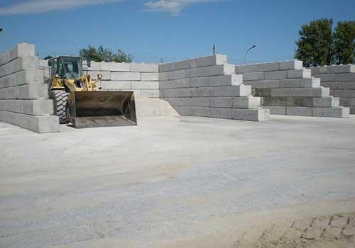 Bloc béton empilable largeur 0.6m - transportable avec crochets de levage Artéon_3