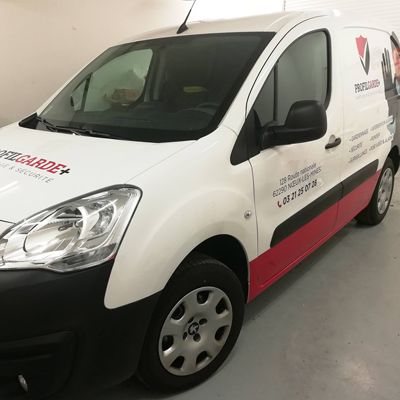 Standard - marquage véhicule ID Graphique - pour petit utilitaire - création, fabrication et pose sur 3/4 faces_3