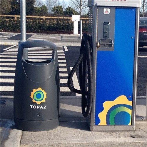 Poubelle publique en polyéthylène moulé - plastique recyclé - 90L - verrouillage clé triangulaire - nombreuses couleurs disponibles_4