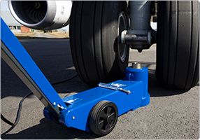 65-1APH - Crics hydraulique pour industrie aéronautique - AC Hydraulic - Capacité 65T - Longueur de course étendue_3