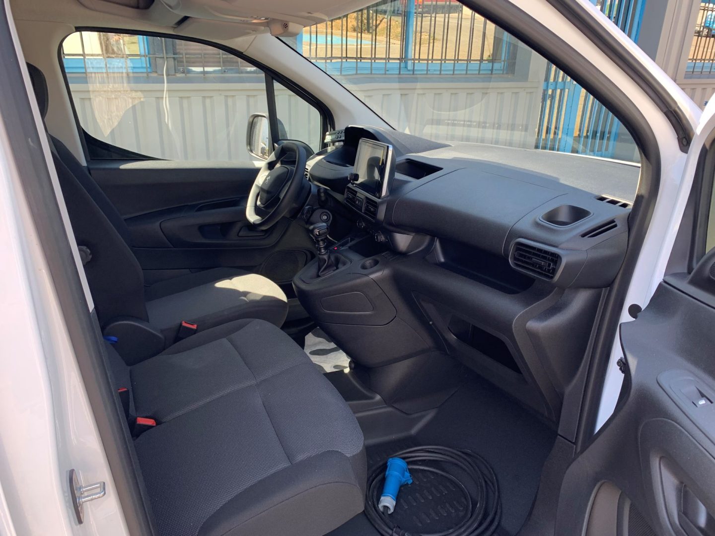 Véhicule utilitaire frigorifique et isotherme Peugeot - Puissance 100kW - Partner L2H1 Premium_3
