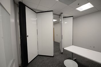 Excel 741 - Cloisons mobiles - Moderco Inc. - Hauteur maximum 4953 mm - Série Excel 700 avec options personnalisées_3