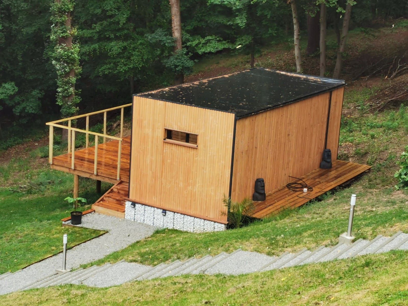 Studio Medibox Maxi - 28 m2 - Salle d'attente, salle d'eau et salle de consultation - Livraison en 2 heures_0