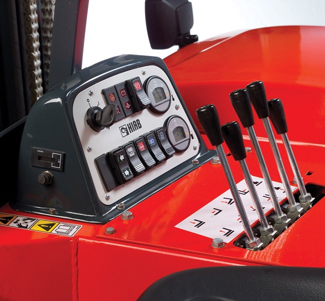 Chariot embarqué m2 moffett 1500 kg_3