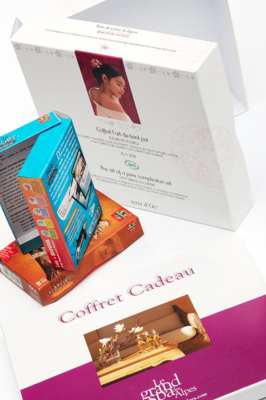 Cartonnages Beas - Fabrication de coffrets, étuis pliants et boîtes transparentes - Expertise depuis 1927_3