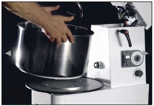 IRV 15 - Pétrin professionnel Prismafood - 12 kg, tête basculante et cuve amovible, variateur de vitesse_3