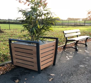 Jardinière Dabéma stratifié compact_3