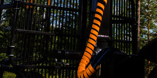 202T Remorque forestière - Kesla OYJ - 900kg - Chargeuse avec portée de 6.15m et système de commande avancé_3