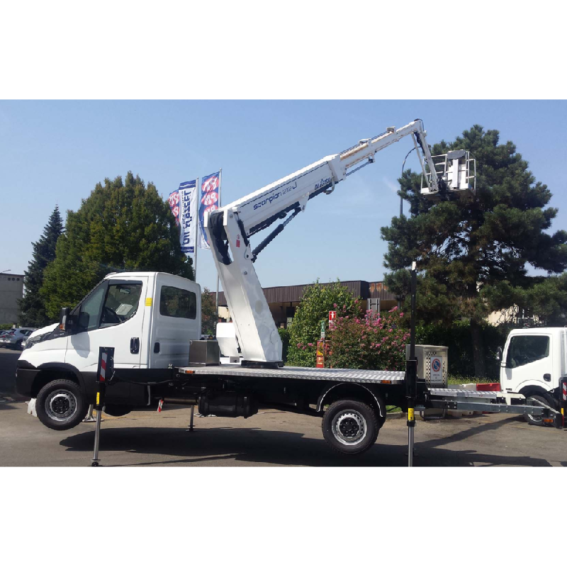 Nacelle sur Camion SCORPION 2112 J  Alpes   disponible en achat neuf et en location de courte à longue durée_3