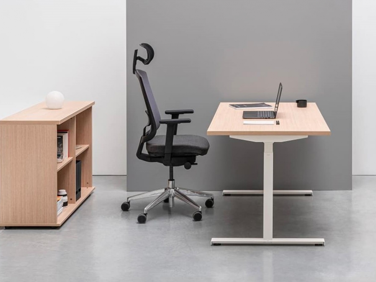 Bureau pour télétravail réglable en hauteur - OGI DRIVE - électrique ou manuel - design contemporain et écologique_3