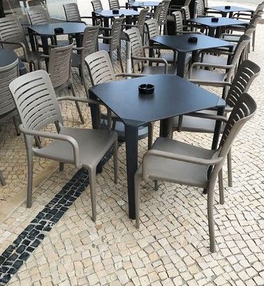 Nd - chaise empilable Ezpeleta - polypropylène renforcé avec fibre de verre et embouts antidérapants_3