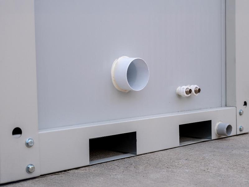 WC modulaire haut de gamme avec isolation thermique et équipements sanitaires_3