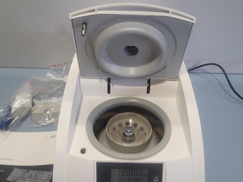 Centrifugeuse micro de laboratoire réfrigérée SARTORIUS CENTRISART A-14C avec rotor A1C tubes 1,5 / 2ml_3