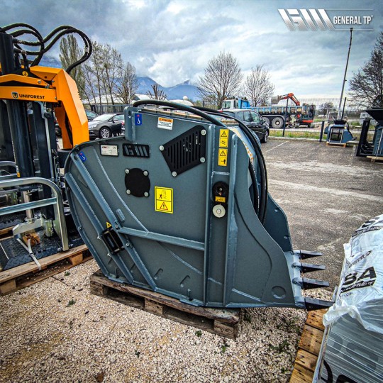 Godet concasseur Série CBF - Compatible pelle hydraulique et skip loaders - CM Crushers - Granulométrie réglable 25-125mm_3