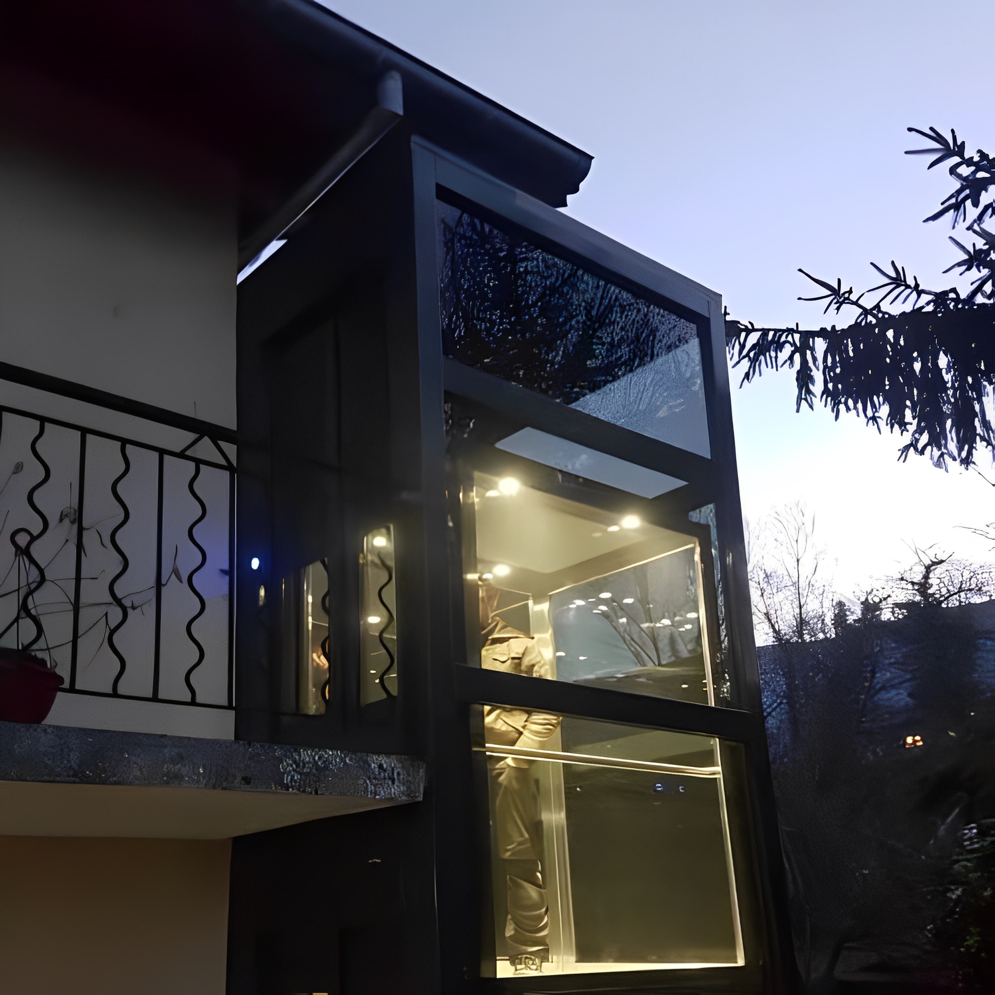 Élévateur d'extérieur certifié conforme à la Directive machine 2006/42/CE