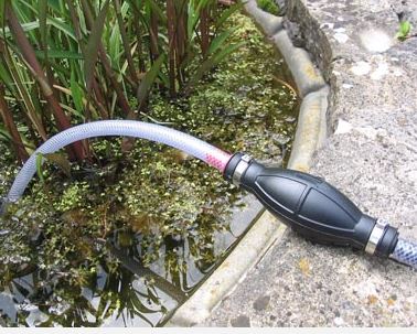 Pompe à main pour recycler l'eau - longueur totale 4m - tuyau haute qualité et raccord rapide_3