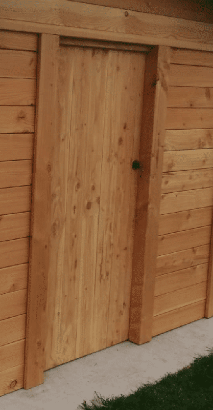 Porte en bois Douglas - PORTEBOIS - Sécurisation élégante pour abris de jardin et clubs house_3