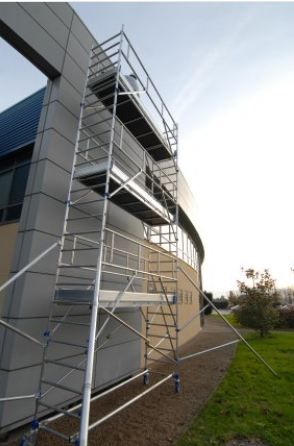 Échafaudage roulant aluminium Totem 2 Line 300 - Comabi SNC - hauteur de travail maximale 9,80 m_3