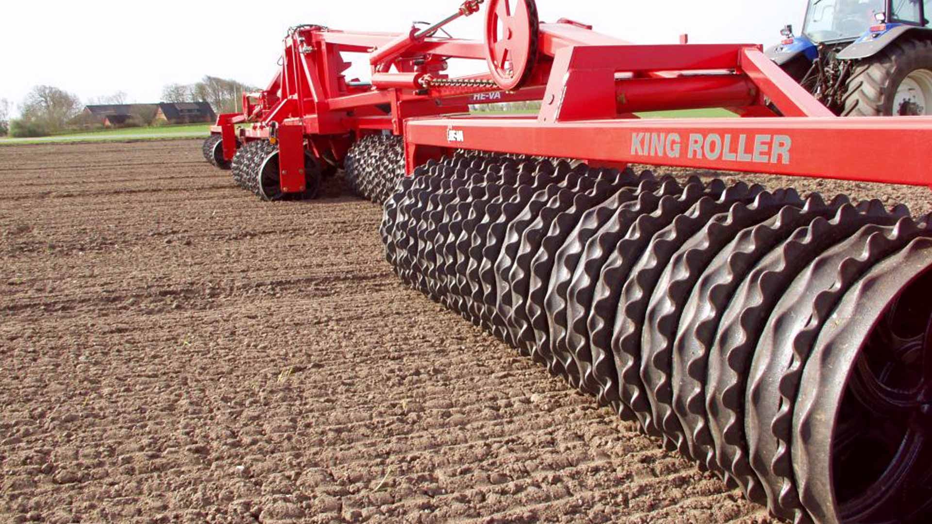 Rouleau agricole King-roller offrant une flexibilité sur toute sa largeur